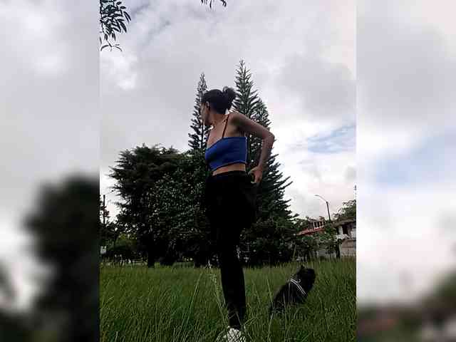 TaniaMarqueza webcam