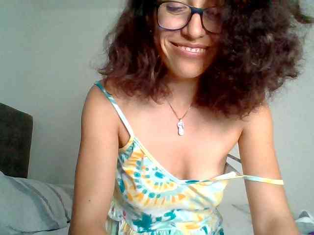 TaniaMarqueza webcam