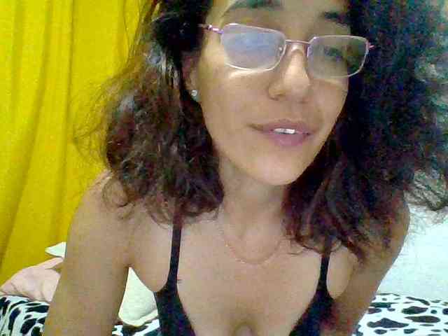 TaniaMarqueza webcam