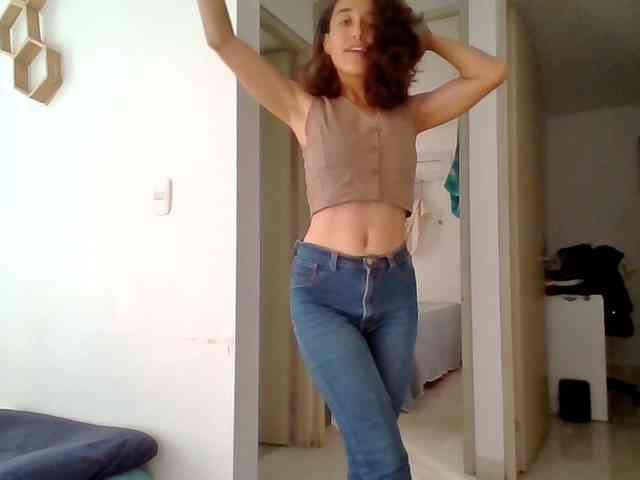 TaniaMarqueza webcam