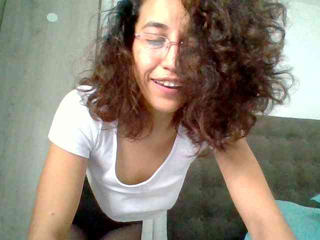 TaniaMarqueza webcam