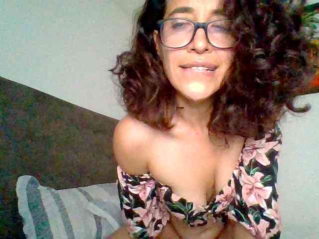 TaniaMarqueza webcam