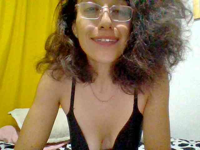 TaniaMarqueza webcam