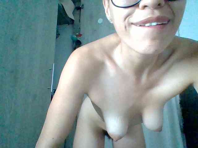 TaniaMarqueza webcam