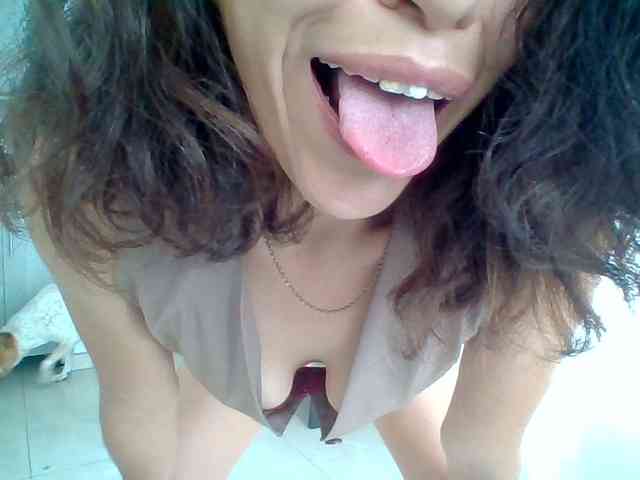 TaniaMarqueza webcam