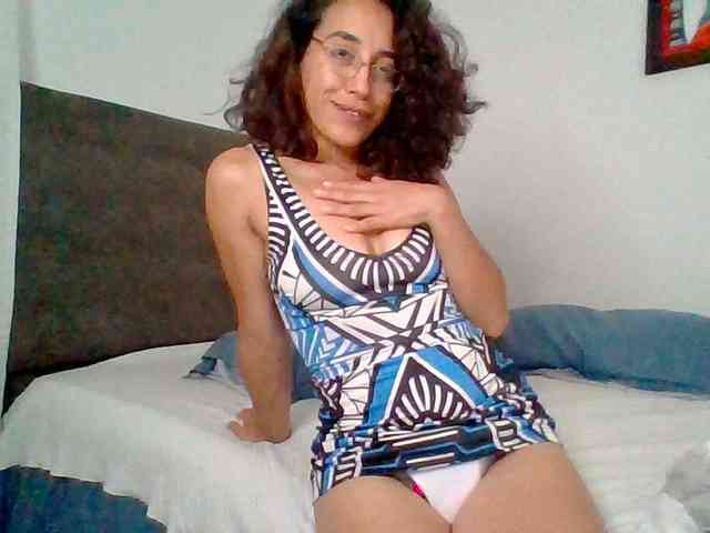 TaniaMarqueza webcam