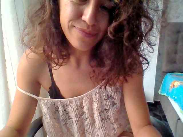 TaniaMarqueza webcam