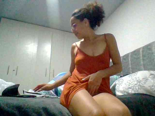 TaniaMarqueza webcam