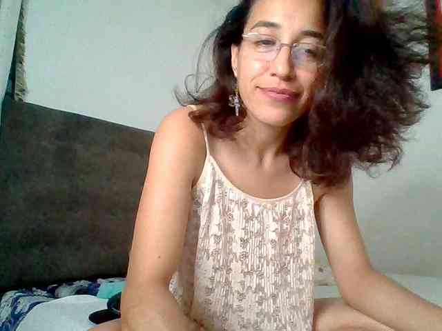 TaniaMarqueza webcam