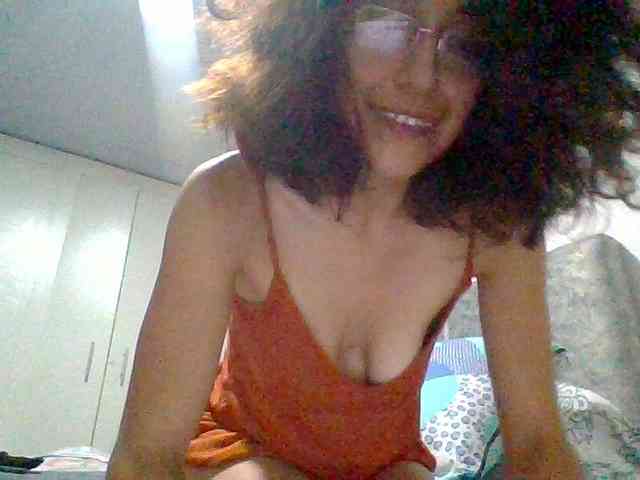 TaniaMarqueza webcam