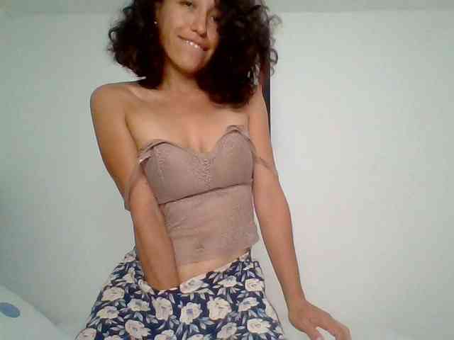 TaniaMarqueza webcam