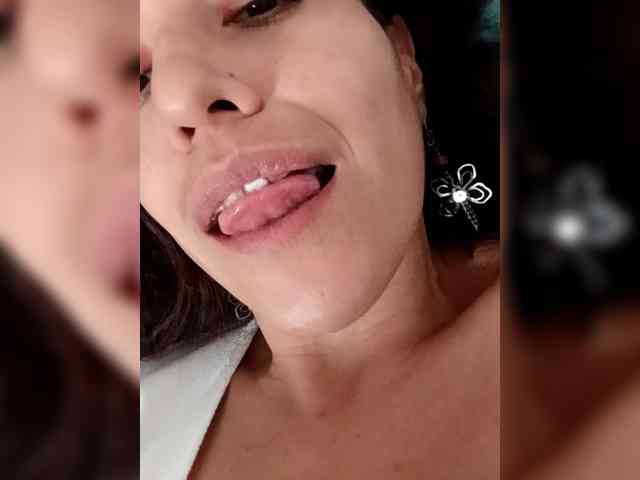 TaniaMarqueza webcam