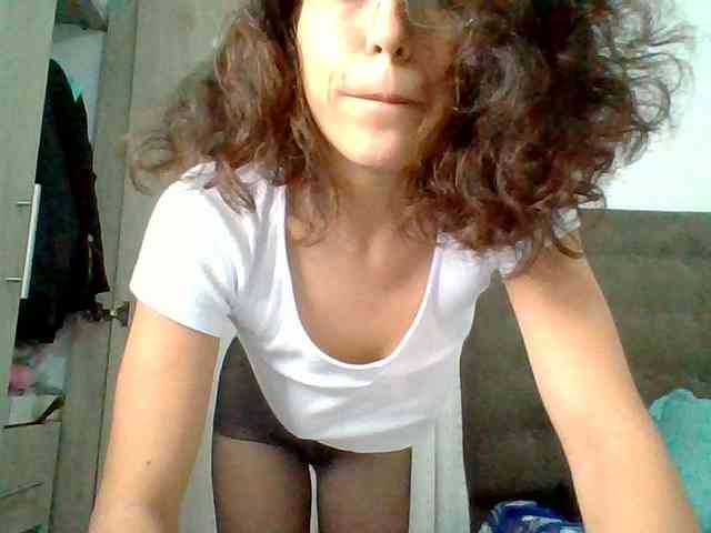 TaniaMarqueza webcam