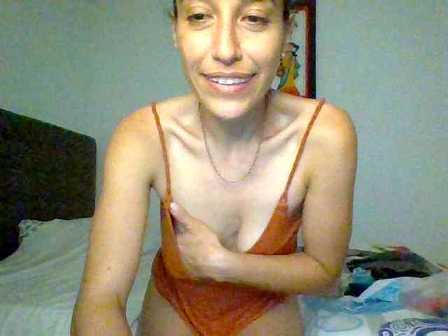 TaniaMarqueza webcam