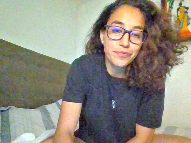 TaniaMarqueza webcam