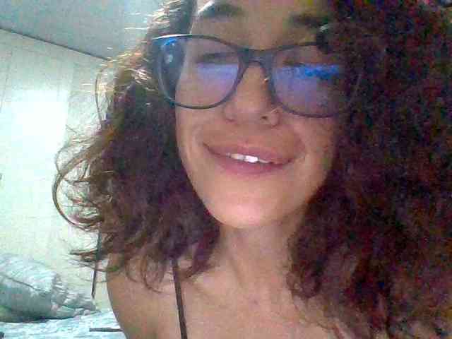 TaniaMarqueza webcam