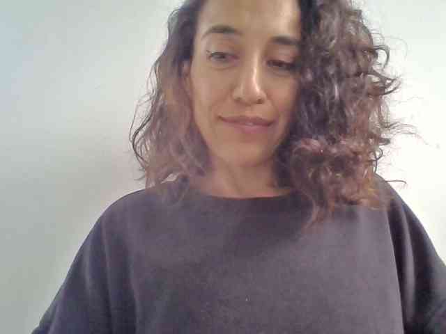 TaniaMarqueza webcam