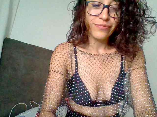 TaniaMarqueza webcam