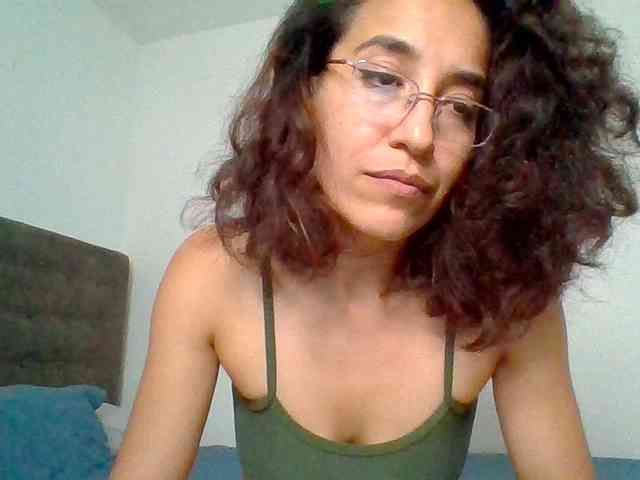 TaniaMarqueza webcam