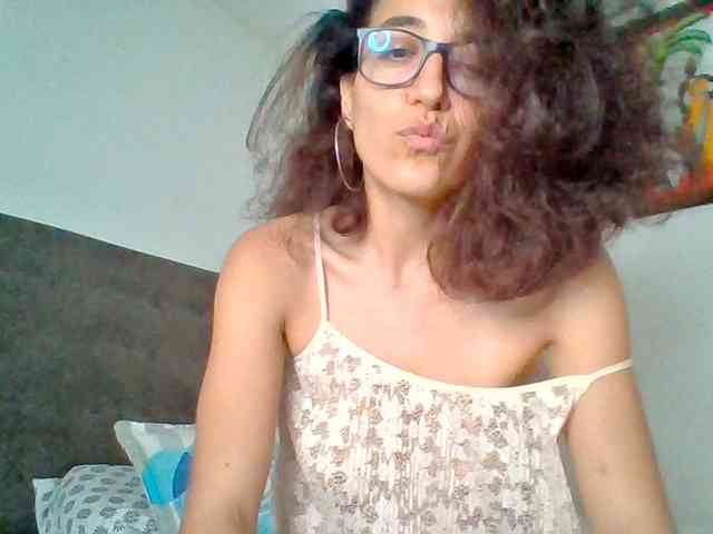 TaniaMarqueza webcam