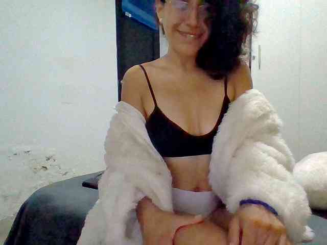 TaniaMarqueza TaniaMarqueza