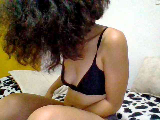 TaniaMarqueza webcam