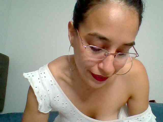 TaniaMarqueza webcam