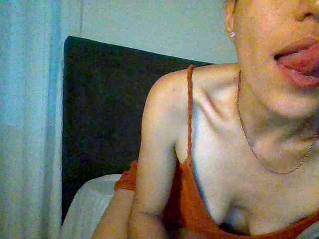 TaniaMarqueza webcam