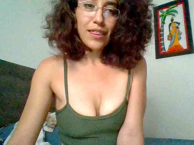 TaniaMarqueza webcam