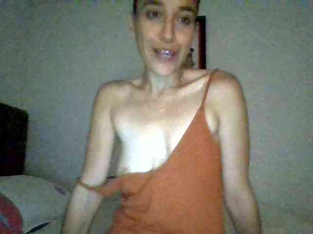 TaniaMarqueza webcam