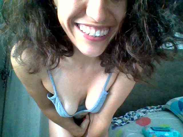 TaniaMarqueza webcam