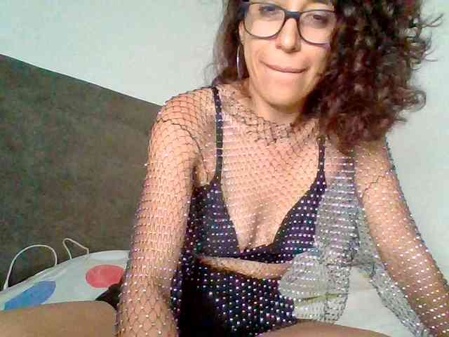 TaniaMarqueza webcam