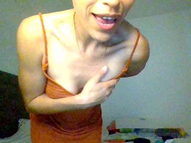 TaniaMarqueza webcam