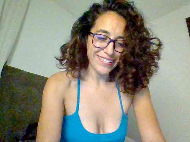 TaniaMarqueza webcam