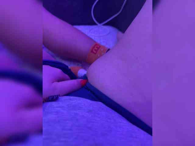 jopastayavika webcam