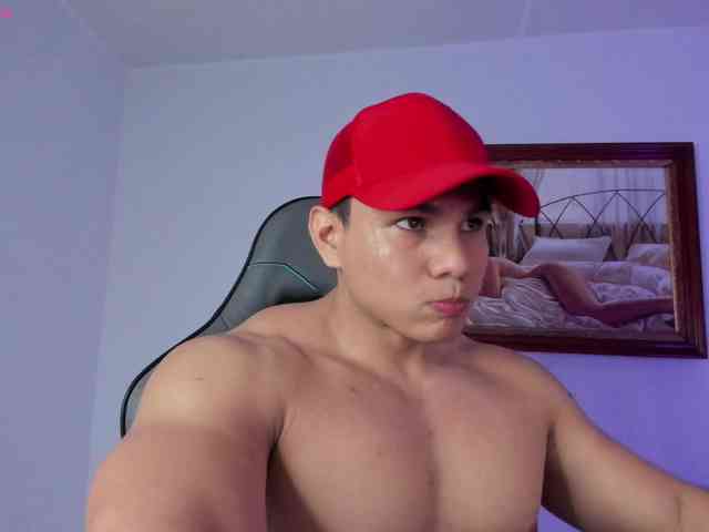 RoyConstance Live Webcam on BongaCams