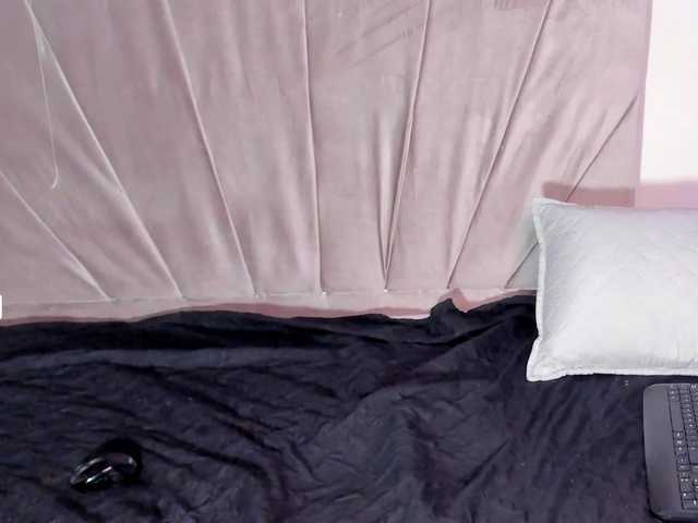 daphne-kim's BongaCams show and profile