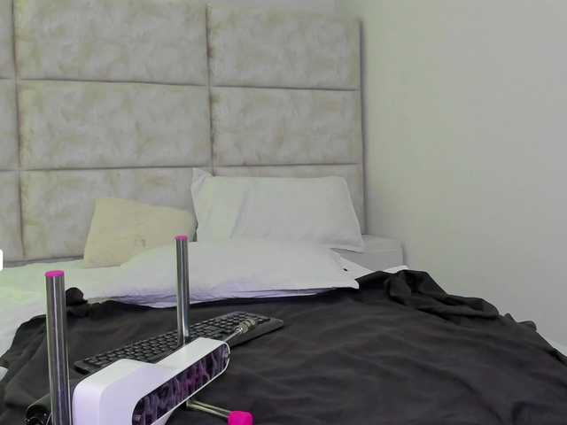 daphne-kim's BongaCams show and profile