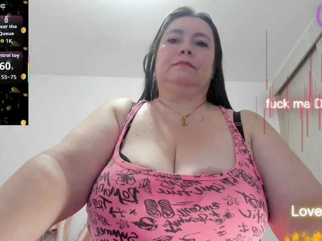 esmeraldamf's BongaCams show and profile