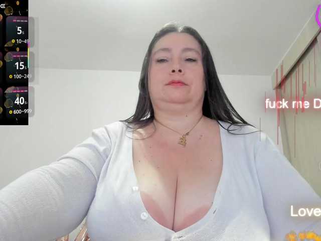 esmeraldamf's BongaCams show and profile