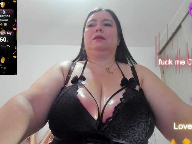 esmeraldamf's BongaCams show and profile