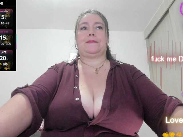 esmeraldamf's BongaCams show and profile