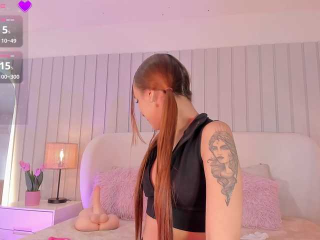 Amaia-Foxx's BongaCams show and profile