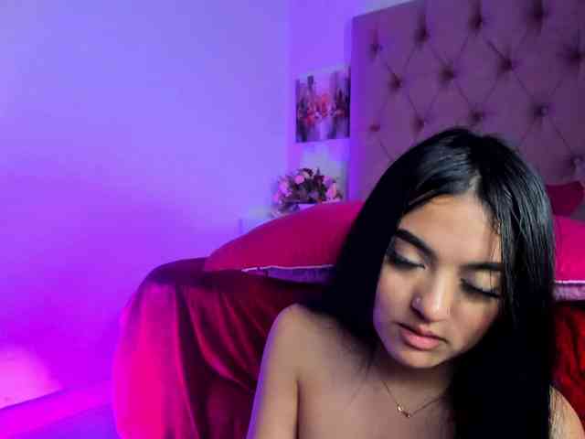 Eimy-saenzx webcam