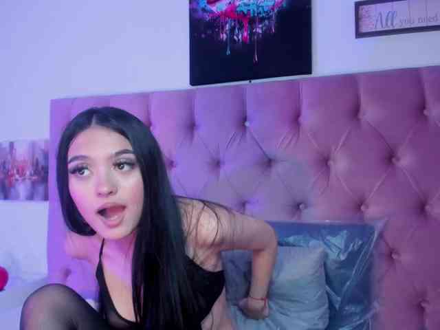 Eimy-saenzx webcam