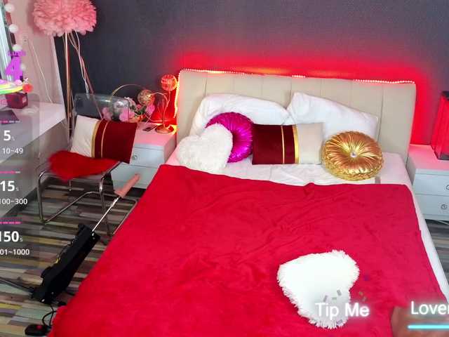 KenzieKush's BongaCams show and profile