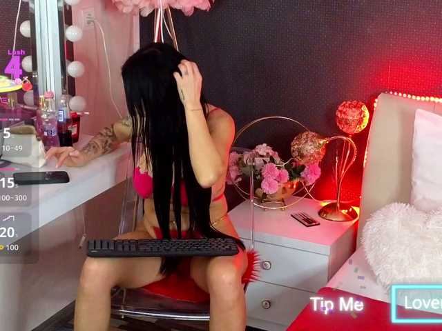 KenzieKush's BongaCams show and profile