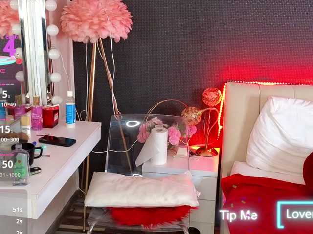 KenzieKush's BongaCams show and profile