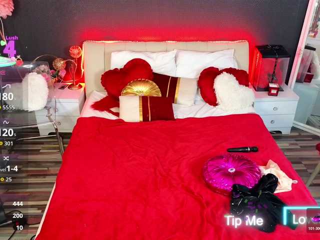 KenzieKush's BongaCams show and profile