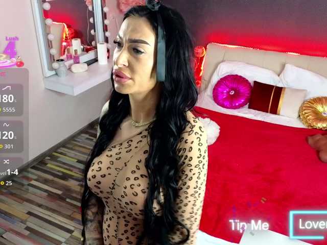 KenzieKush's BongaCams show and profile